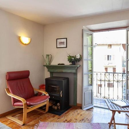 Sunny 1-Bed Apartment In Lovely Mountain Village La Brigue Zewnętrze zdjęcie