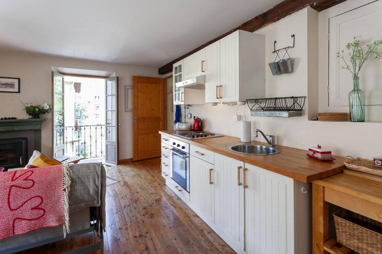 Sunny 1-Bed Apartment In Lovely Mountain Village La Brigue Zewnętrze zdjęcie