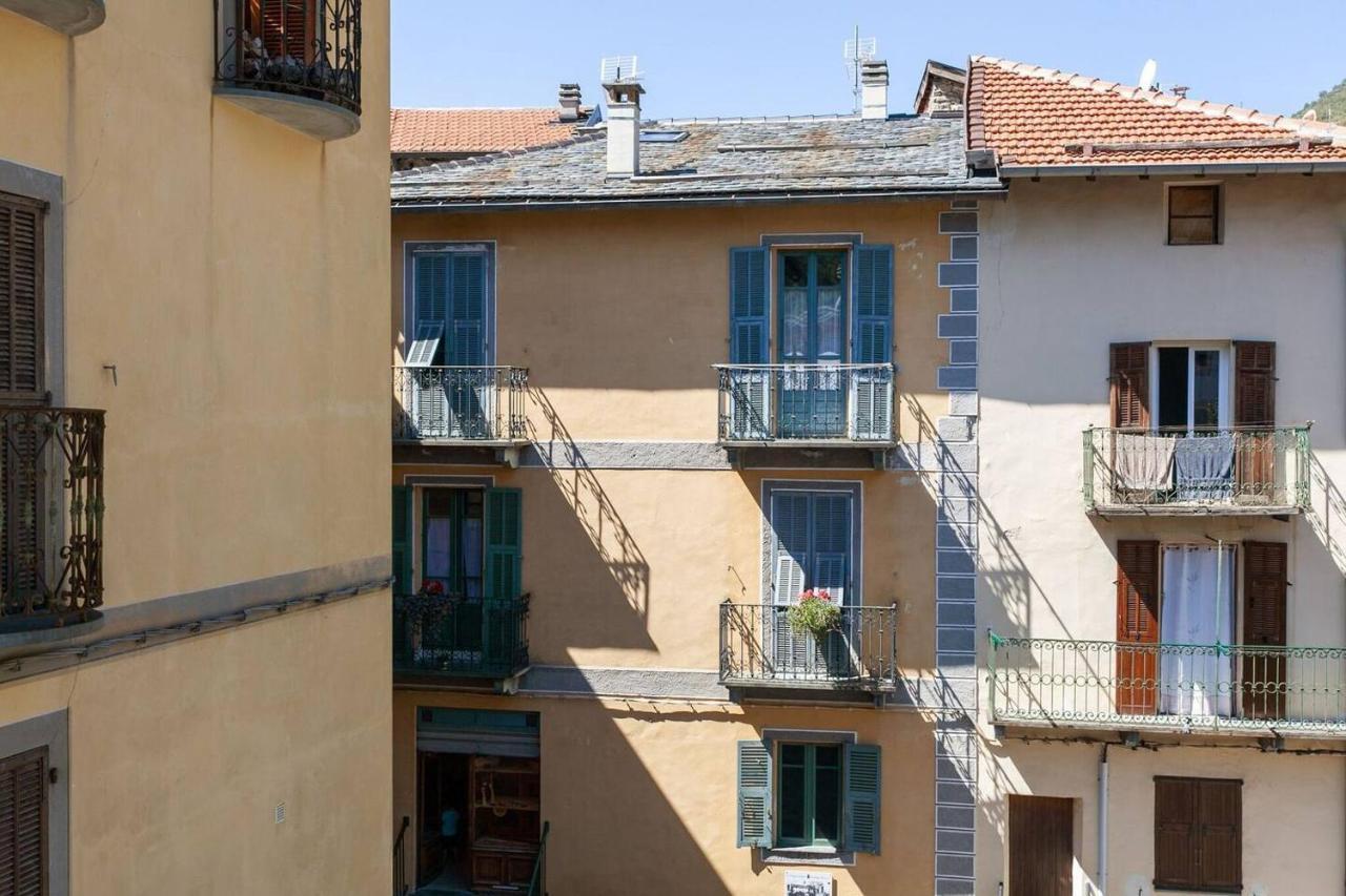 Sunny 1-Bed Apartment In Lovely Mountain Village La Brigue Zewnętrze zdjęcie