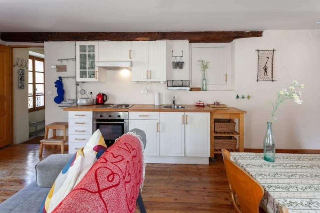Sunny 1-Bed Apartment In Lovely Mountain Village La Brigue Zewnętrze zdjęcie