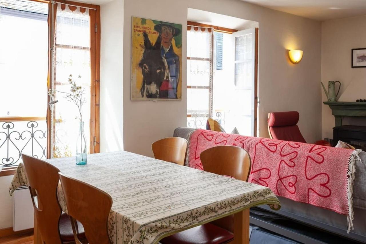 Sunny 1-Bed Apartment In Lovely Mountain Village La Brigue Zewnętrze zdjęcie