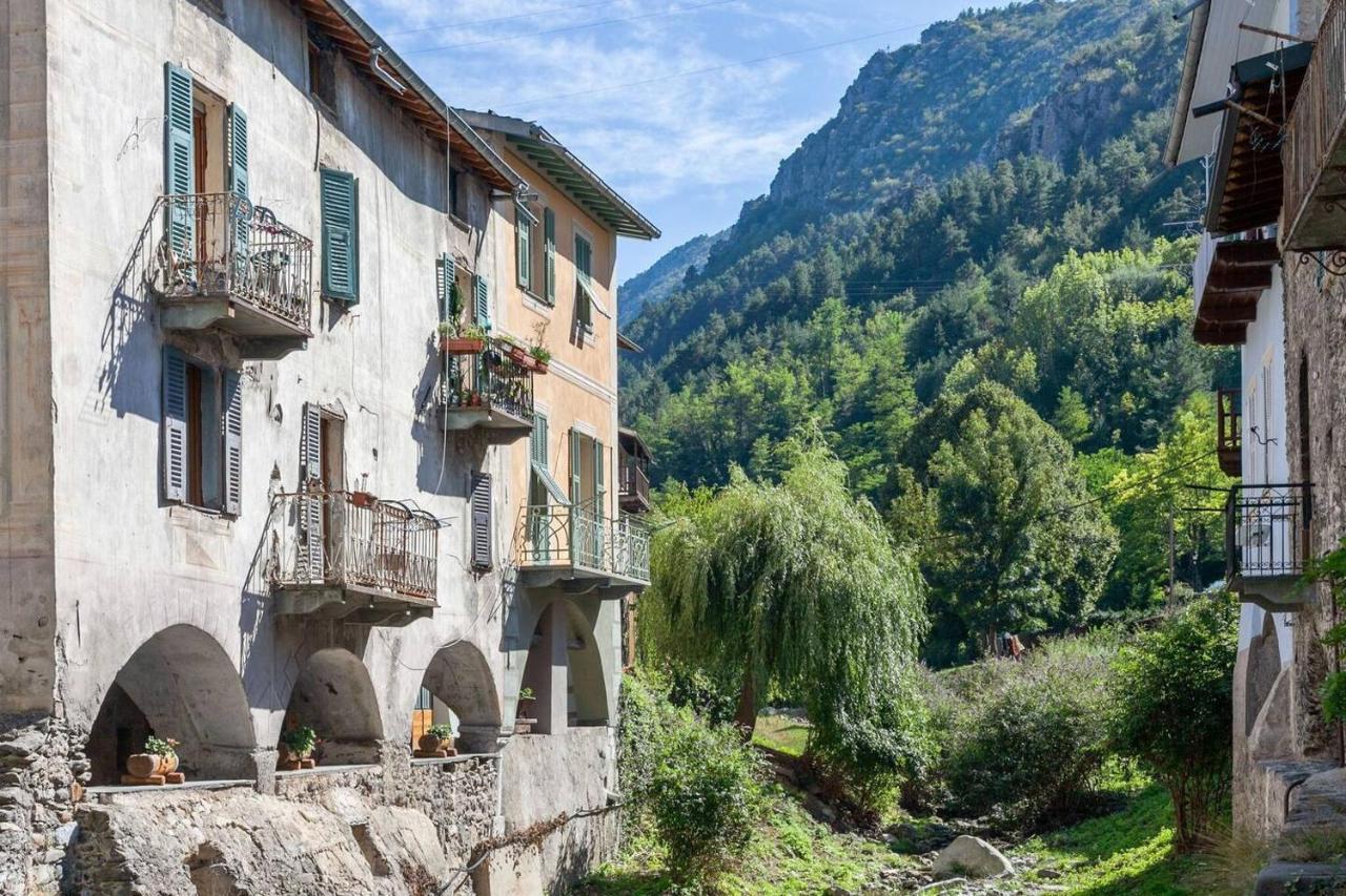Sunny 1-Bed Apartment In Lovely Mountain Village La Brigue Zewnętrze zdjęcie